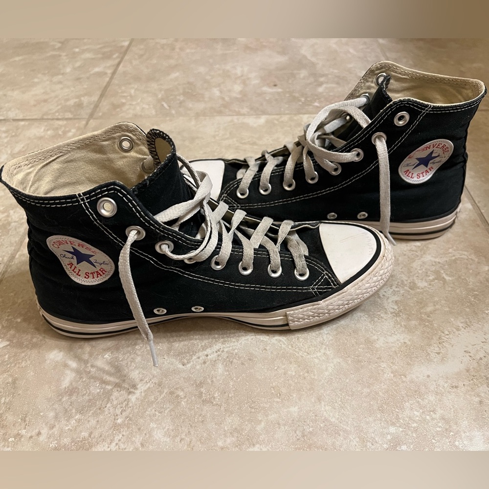Mens/boys 8 women’s 10 unisex converse chuck Taylor all stars black sneaker